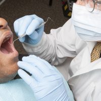 dentist-with-patient_SKQdFm0ro